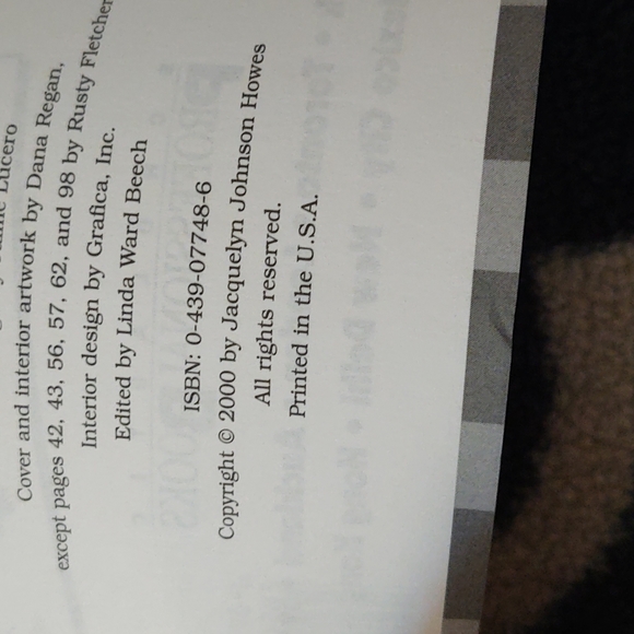 Scholastic Math Picture Pages with Activities - Gr. 1-3 - GUC - Picture 7 of 14